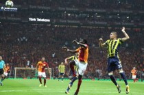 激情绿茵，足球赛的荣耀时刻