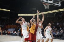 拜仁慕尼黑实况队套，绿茵场上的王者之师