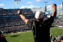 绿茵场上的风云变幻，最新足球消息新闻联播